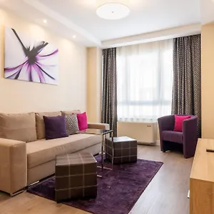 Silver Crown & Residence, Palace Quarter Hotel