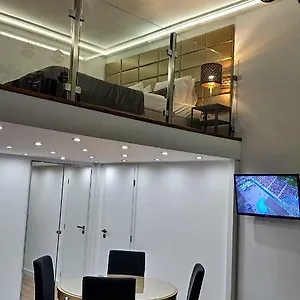 Apartman Planet, Budapest